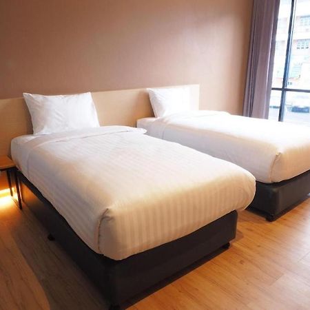 Sans Hotel Ratchaburi Εξωτερικό φωτογραφία