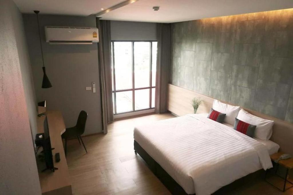 Sans Hotel Ratchaburi Εξωτερικό φωτογραφία