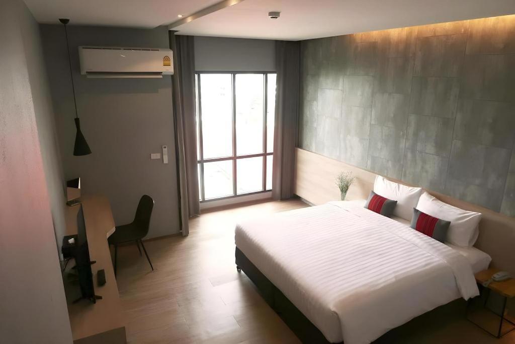 Sans Hotel Ratchaburi Εξωτερικό φωτογραφία