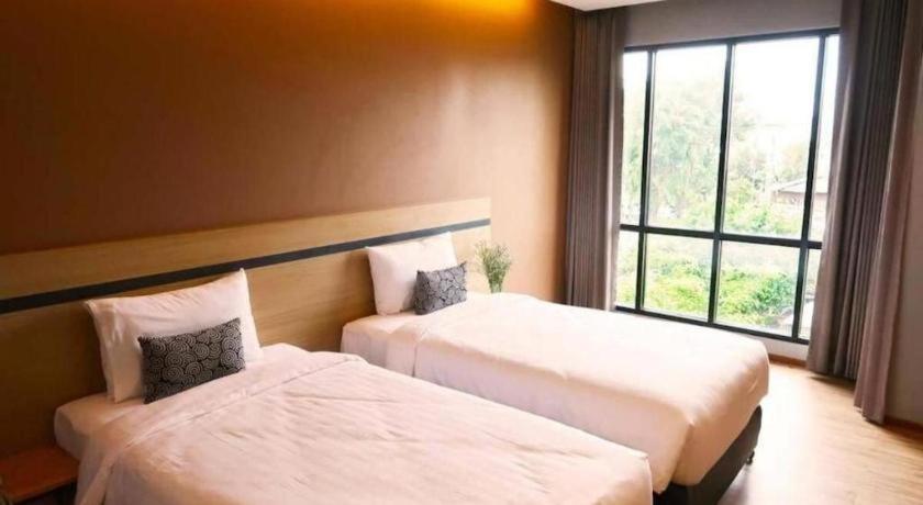 Sans Hotel Ratchaburi Εξωτερικό φωτογραφία