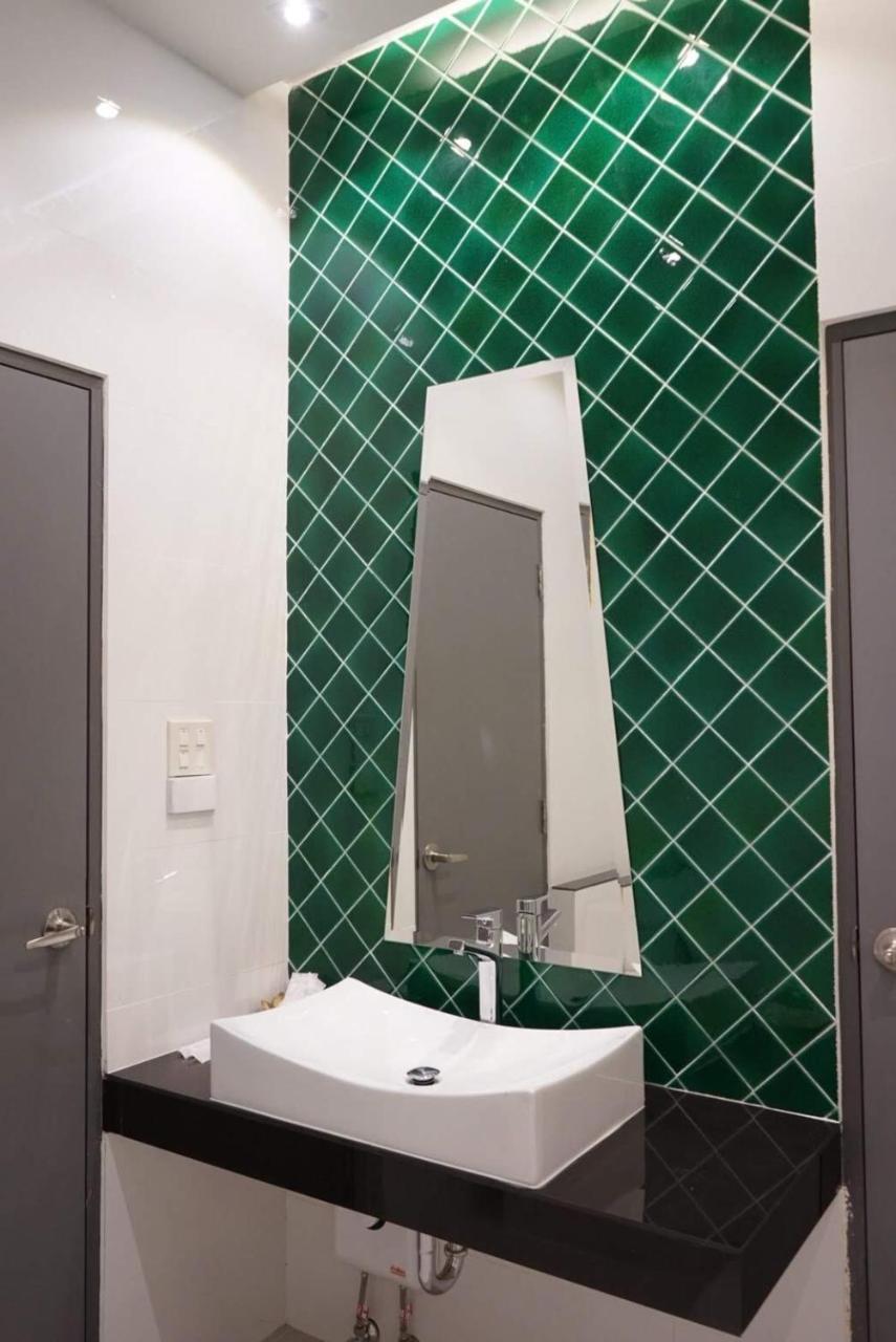 Sans Hotel Ratchaburi Εξωτερικό φωτογραφία
