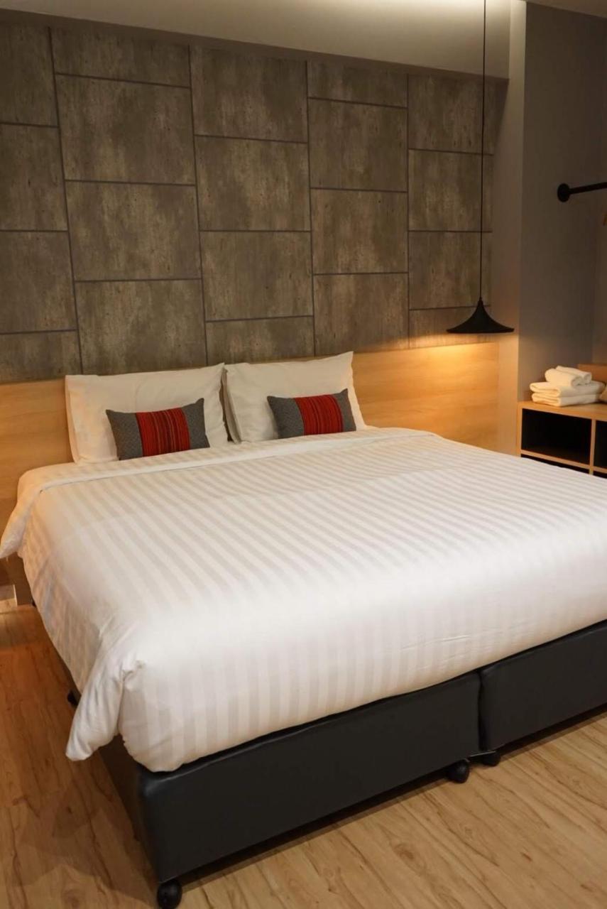 Sans Hotel Ratchaburi Εξωτερικό φωτογραφία